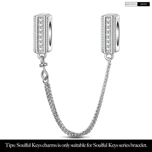 gona- Tarnish-resistant Silver Rectangular Charms Clips Safety Chain In White Gold Plated