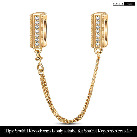 gona- Tarnish-resistant Silver Rectangular Charms Clips Safety Chain In 14K Gold Plated