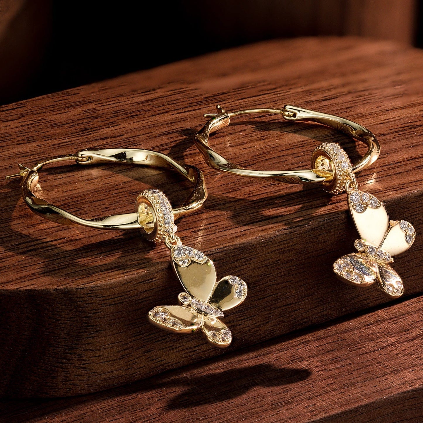 Shining Butterfly Tarnish-resistant Silver Charms Earrings Set M size Classic Hoop Earrings with Sterling Silver Ear Post In 14K Gold Plated
