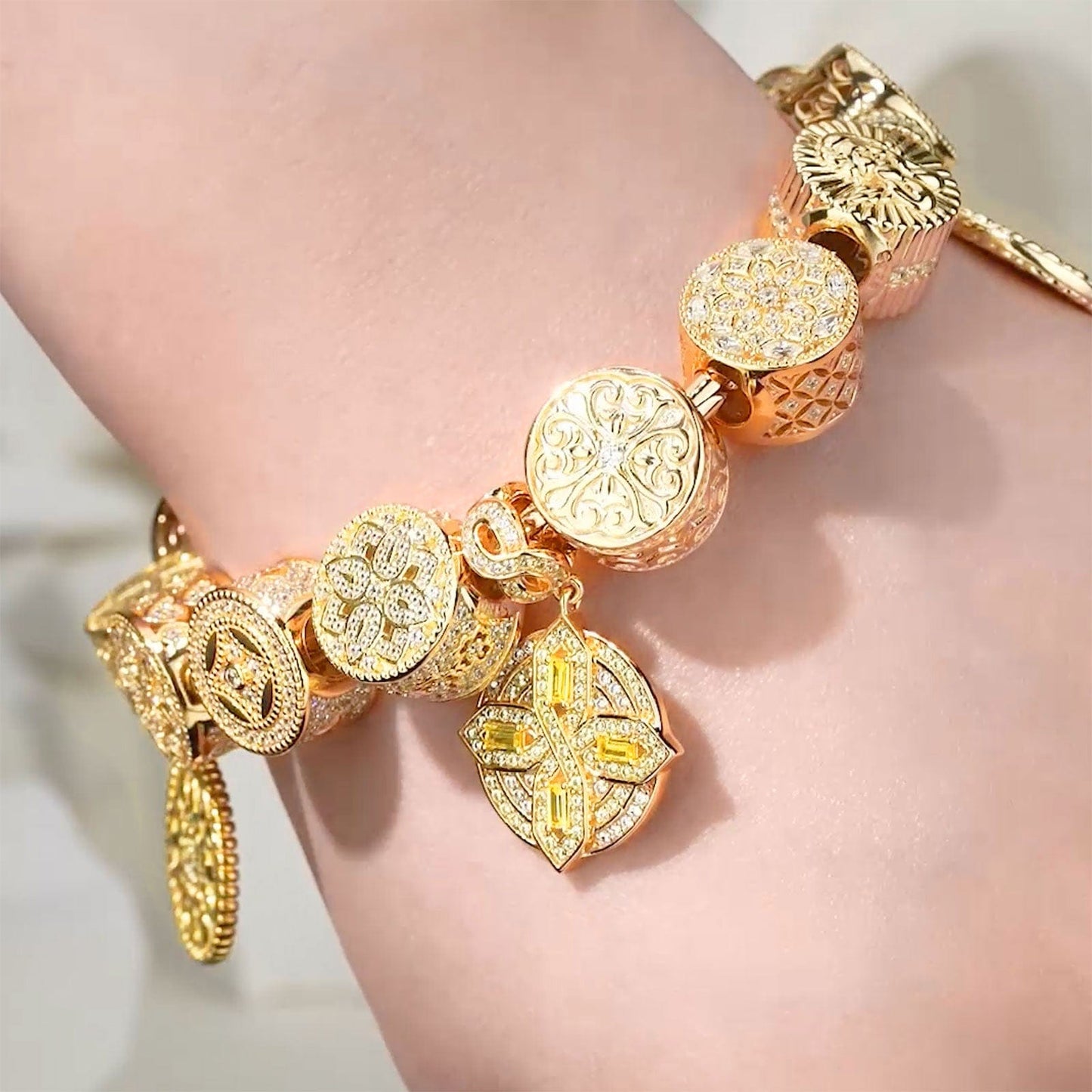 #Style_Timeless Beauty