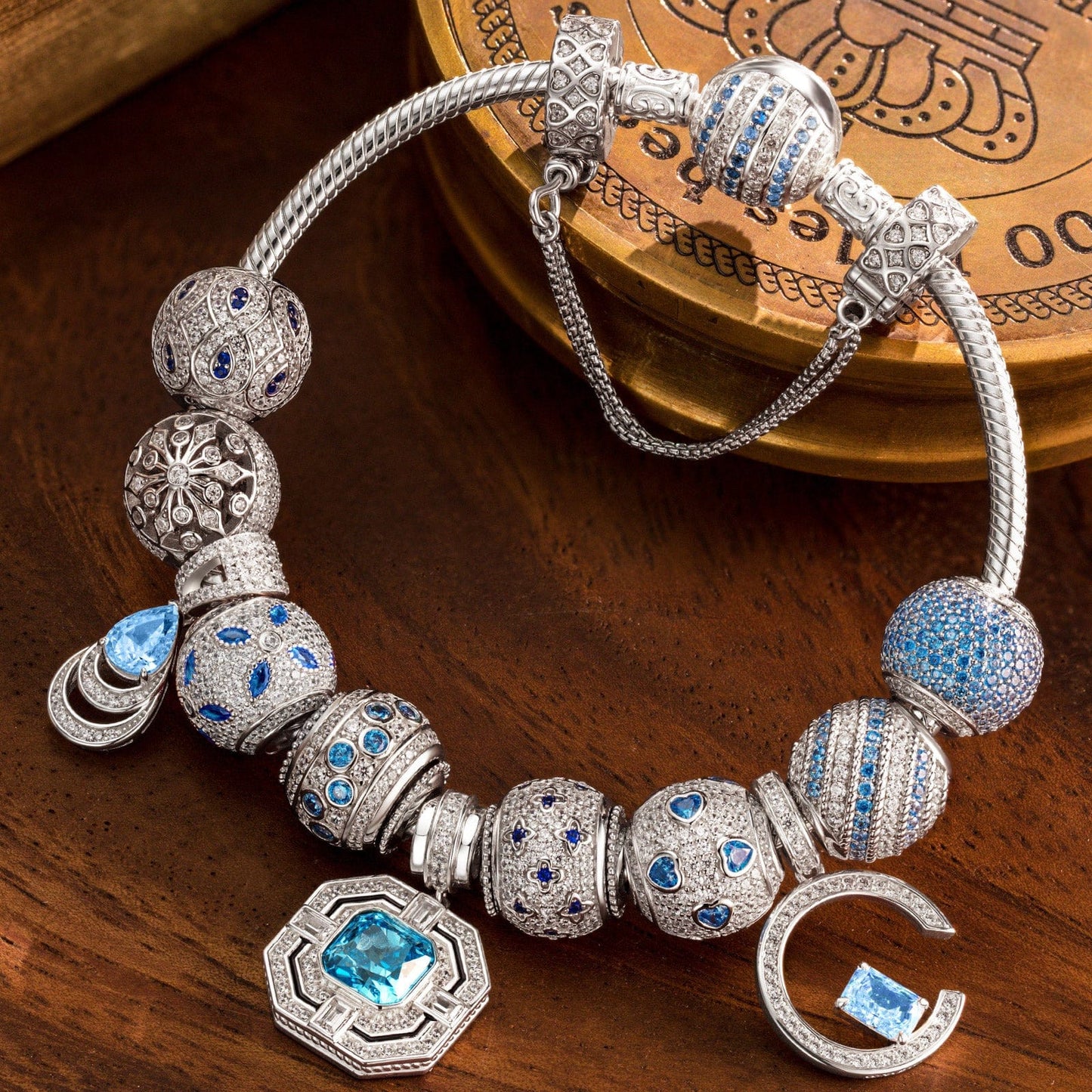 Sterling Silver Art Gallery Stroll Charms Bracelet Set In White Gold Plated (Includes bracelet and all charms shown)