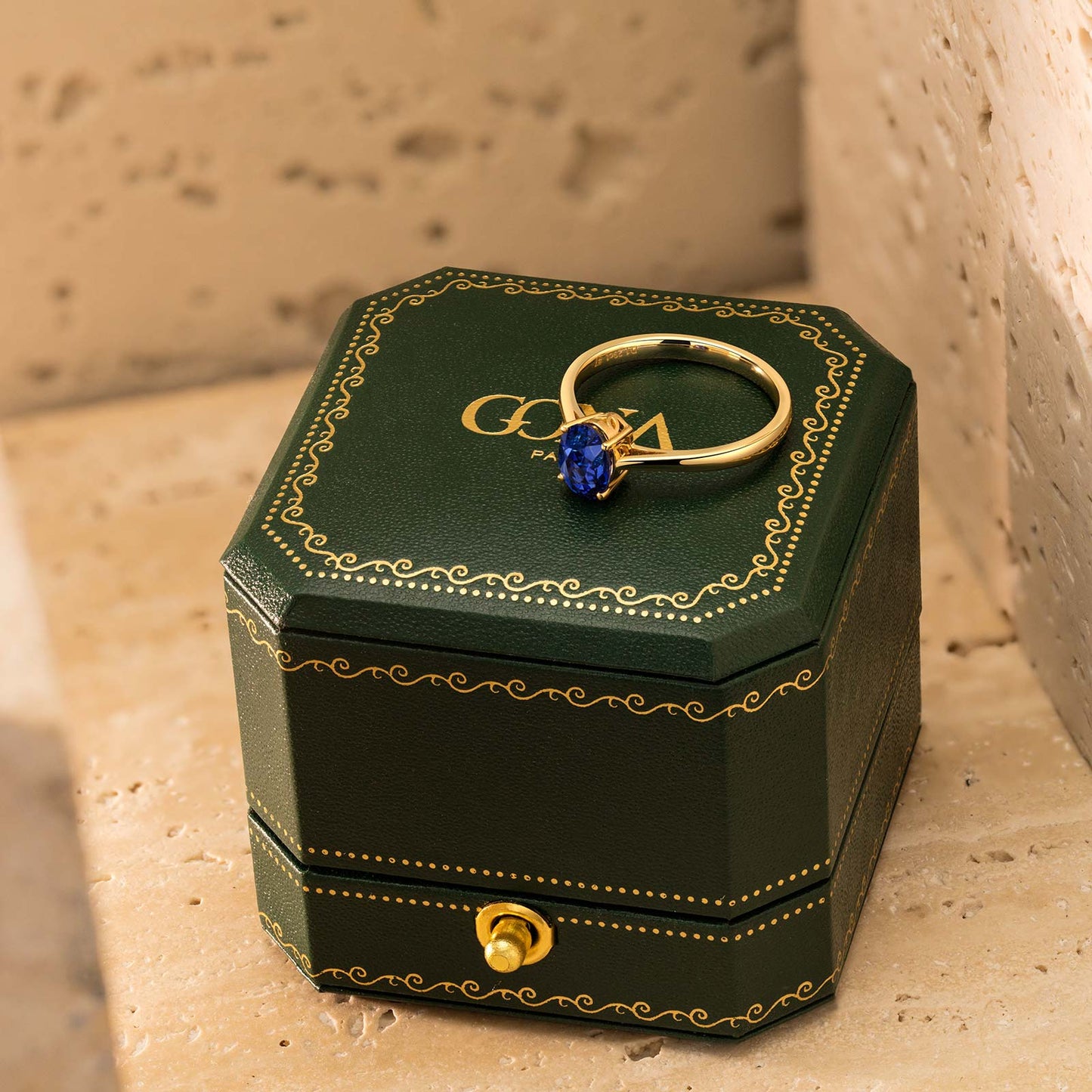 Oval Brilliant Cut Royal Blue Hue Lab-Certified Blue Sapphire - Solitaire Classic Engagement Ring 14K Yellow Gold Plated (Includes GRC Certification from Gemstone Research Center)